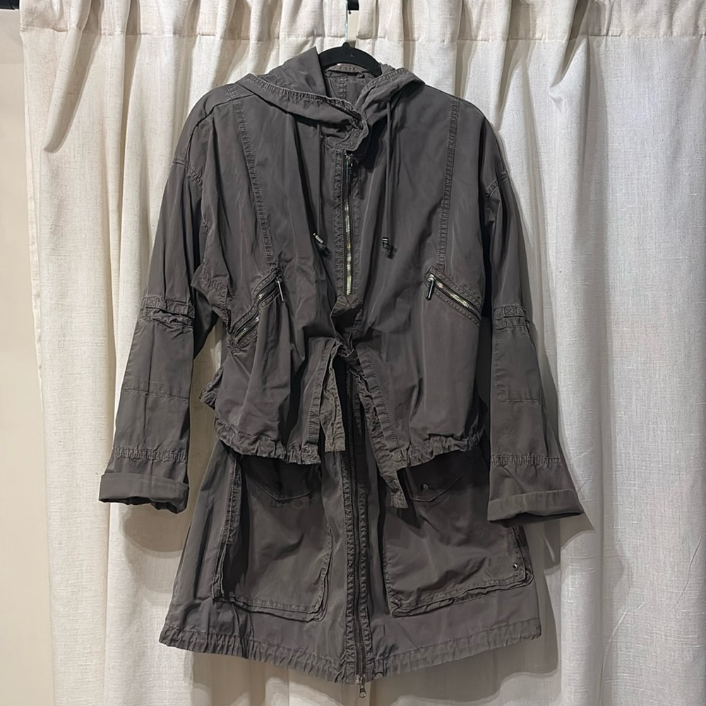 Add down light weight trench